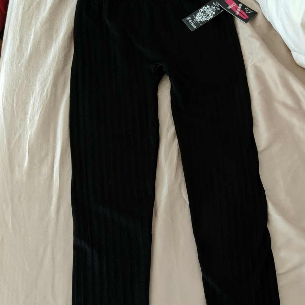 8 of Hearts Black leggings